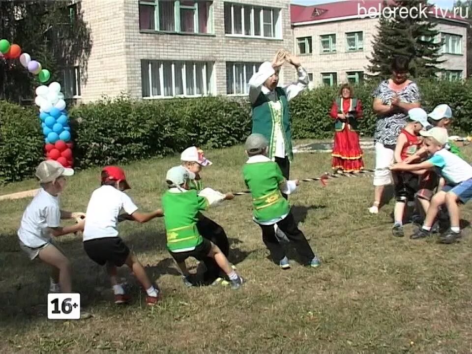 Детский сад белорецк. Сабантуй в детском саду. Садик 9 Белорецк. Детский садик Сабантуй. Праздник Сабантуй в детском саду.