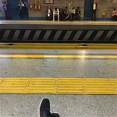 Тир метро