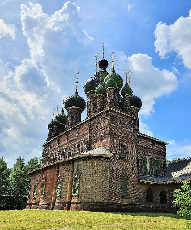 Какая церковь стоит. Церковь иоанна предтечи ярославль. церковь иоанна предтечи в толчкове ярославль. собор иоанна предтечи предтечи ярославль. церковь усекновения главы иоанна предтечи в ярославле.