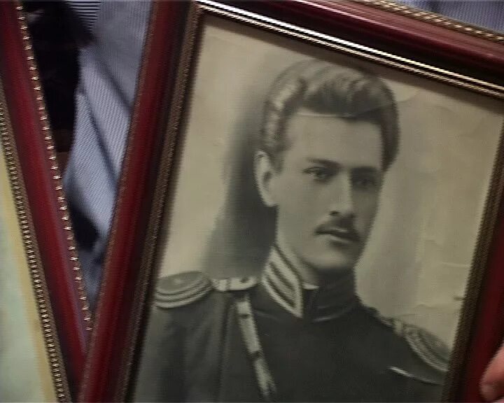 Водитель арсеньев. Владимир владимирович арсеньев. анатолий клавдиевич. игорь внук арсеньева владимира клавдиевича. молодой владимир арсеньев.