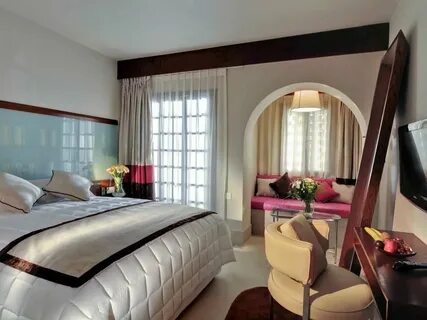 Mercure 4