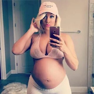 Беременные селфи.