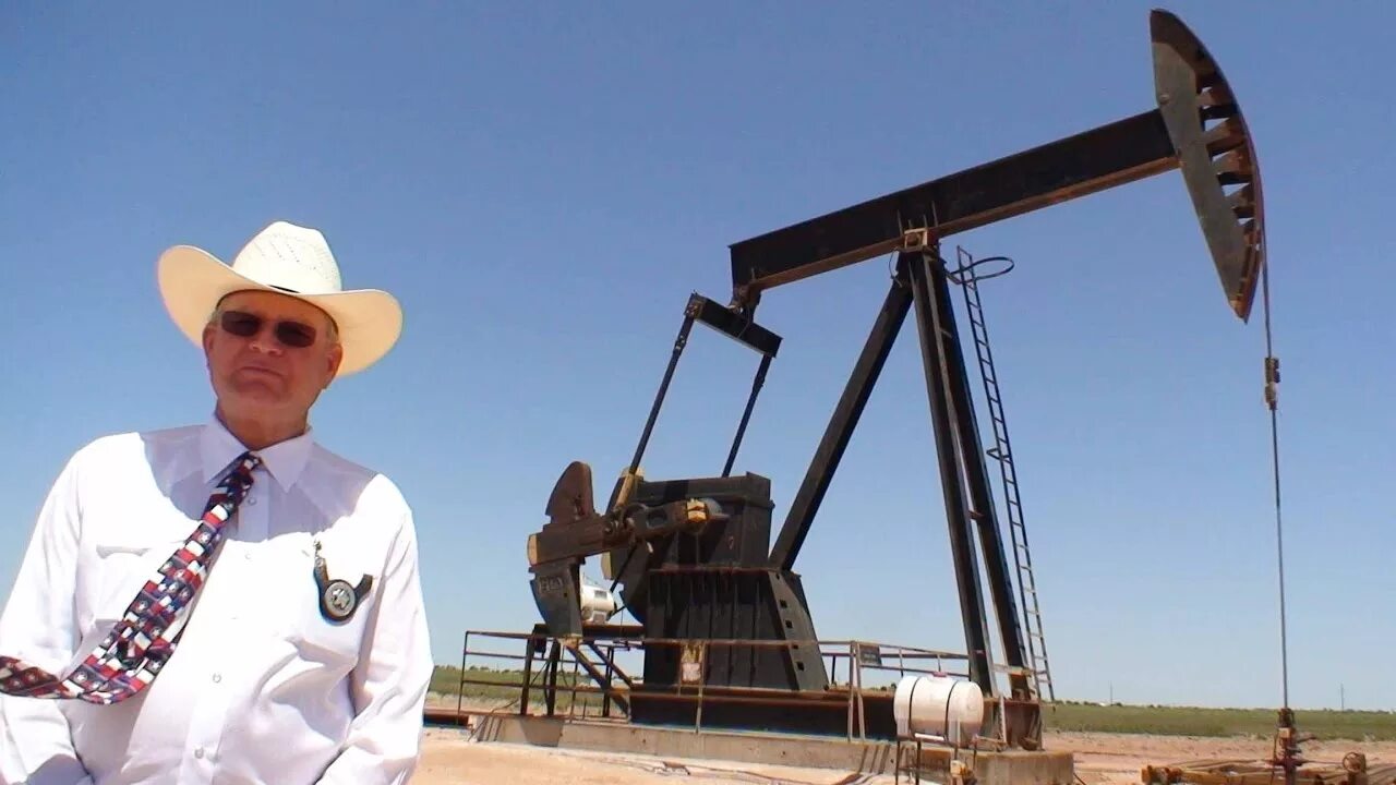 Нефтяная отрасль сша. Добыча нефти. Американские нефтяники. Нефтяная промышленность в америке. Американский нефтяной.