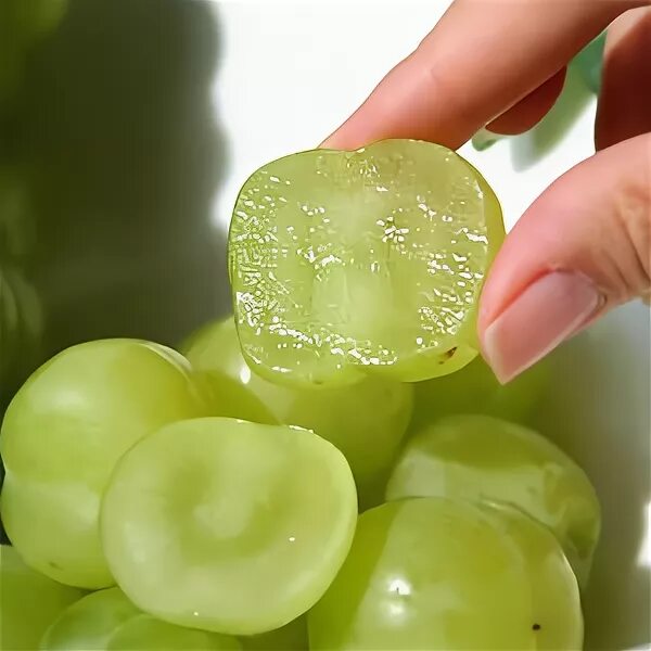 Китайский виноград шайн мускат