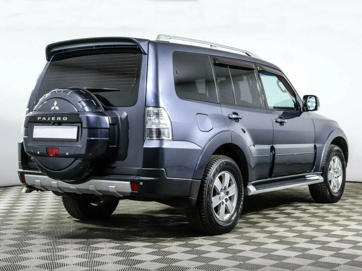 Митсубиси Паджеро 4. Митсубиси Паджеро 4 3.2. Mitsubishi Pajero 3.2 LWB. Mitsubishi Pajero 2007.