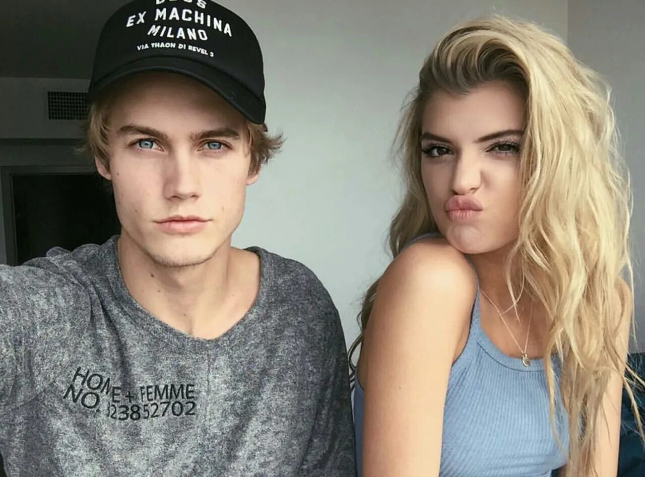 Neels Visser and Alisa Violet. Neels Visser и Кендалл. Брат и сестра Близнецы. Красивые Близнецы парень и девушка. Sister 16