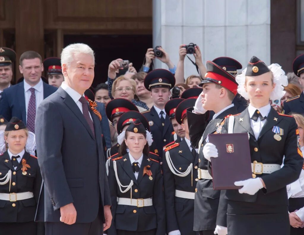 Парад кадет на Поклонной горе. Кадеты на Поклонной горе. Собянин и кадеты. Парад кадет 2022.