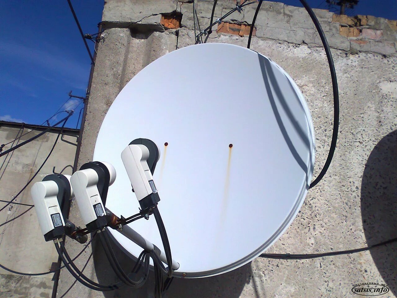 Eutelsat тарелка. Транспондерные новости спутникового. Транспондерные новости спутникового ТВ. Спутниковый ресивер для кардшаринга.