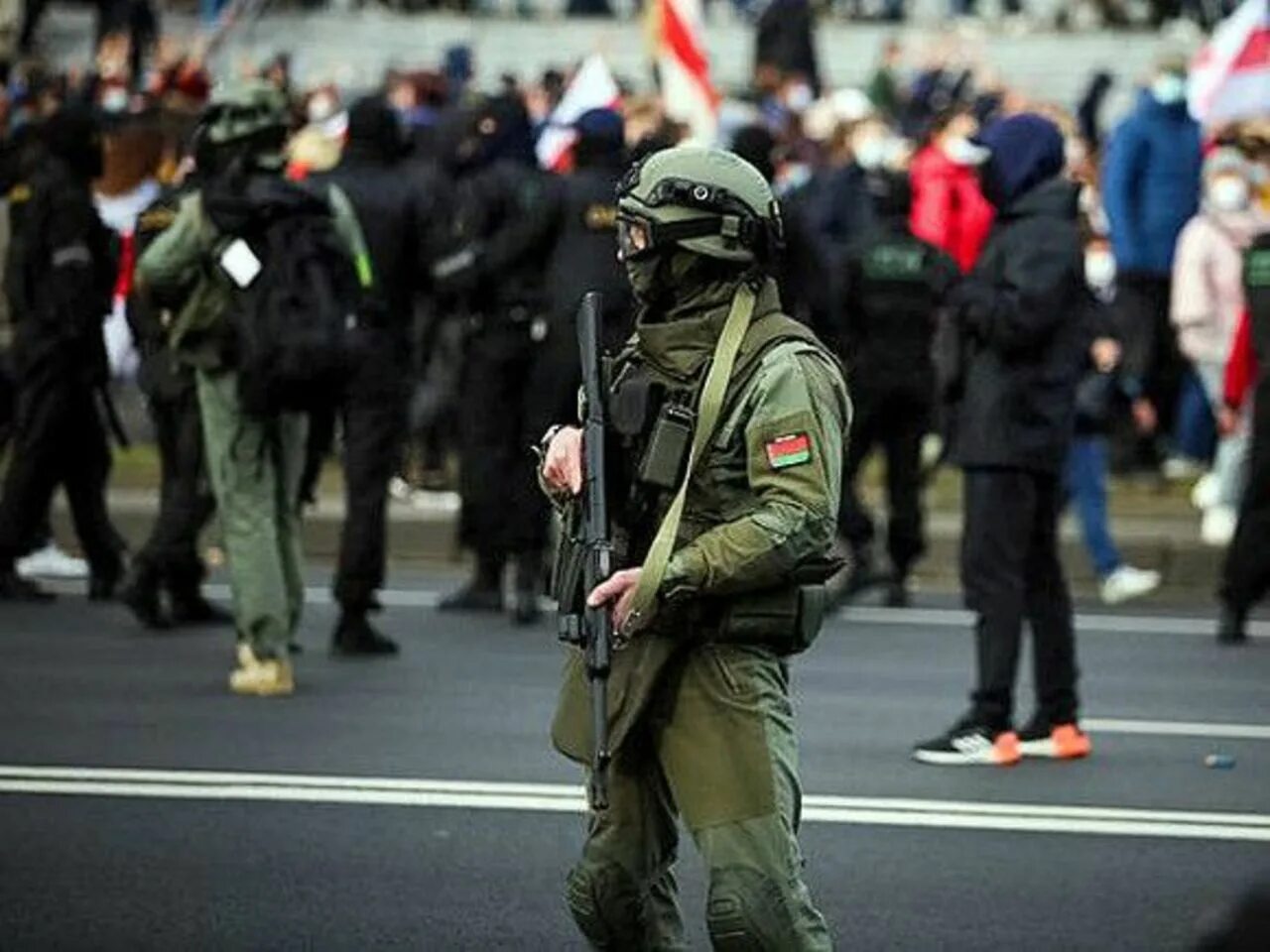 Силовики Белоруссии. Протесты в Белоруссии силовики. Протесты в Минске. Разгон митинга в Белоруссии.