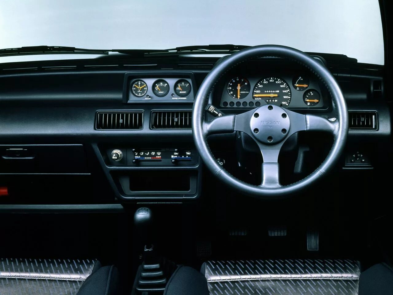 I k 10. Nissan March k10 super Turbo. Nissan March 1982. Ниссан Марч k10 Turbo. Nissan March super Turbo 1989.