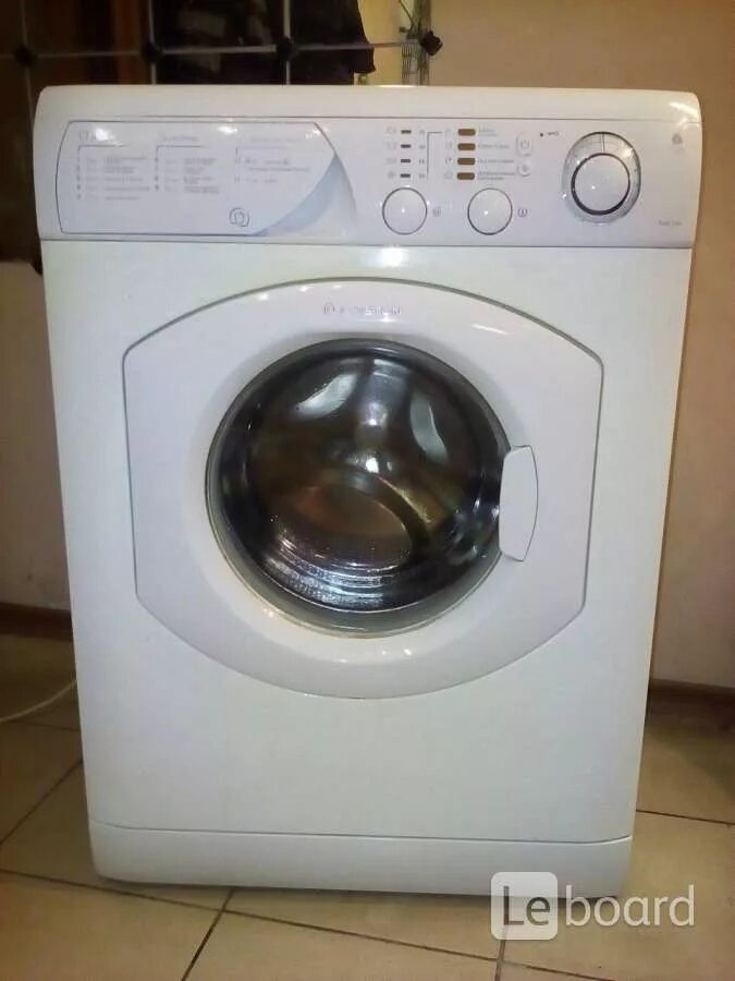 Стиральная машина Ariston AVSL 100. Hotpoint Ariston AVSL 80. Аристон AVSL 100 фото. Купить стиральную машину автомат в СПБ Аристон AVSL 1090t. Ariston спб