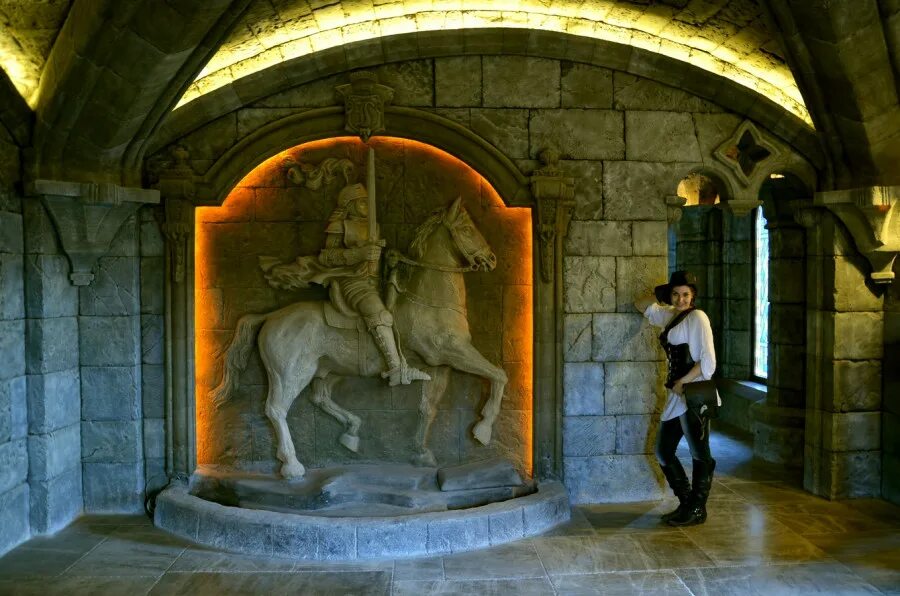 замок гарибальди тольятти изнутри. замок тольятти тольятти гарибальди внутри. ночной замок гарибальди тольятти. замок гарибальди тольятти. замок тольятти гарибальди внутри замка тольятти.