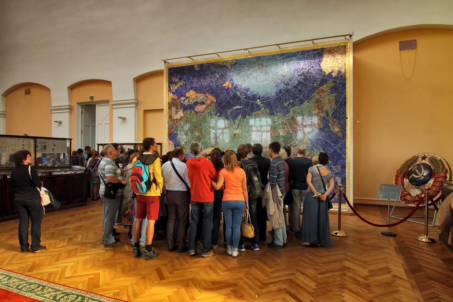 Сайт всегеи санкт петербург. Минералогический музей всегеи. всегеи институт музей. всегеи санкт петербург.