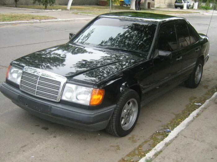 Мерседес 124 кузов дизель. Мерседес w124 сток. Дизельный мерседес 124 кузов. Мерседес 124 кузов дизель. Мерс 124 дизель.