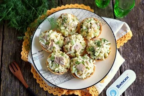 Тарталетки с печенью трески и яйцом