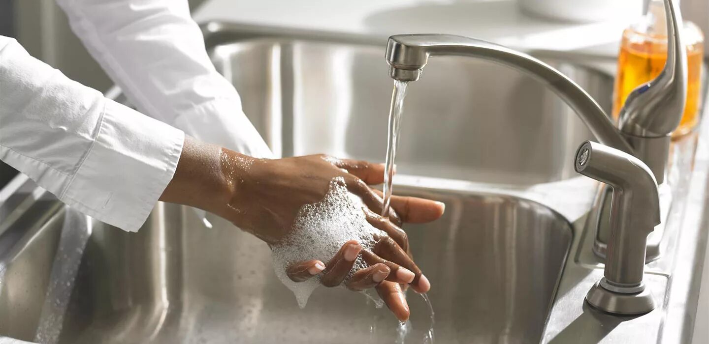 Мытье рук. Правила гигиены работников общественного питания. Обработка рук дезинфекция. Требования личной гигиены. Санитарные требования к личной гигиене персонала.