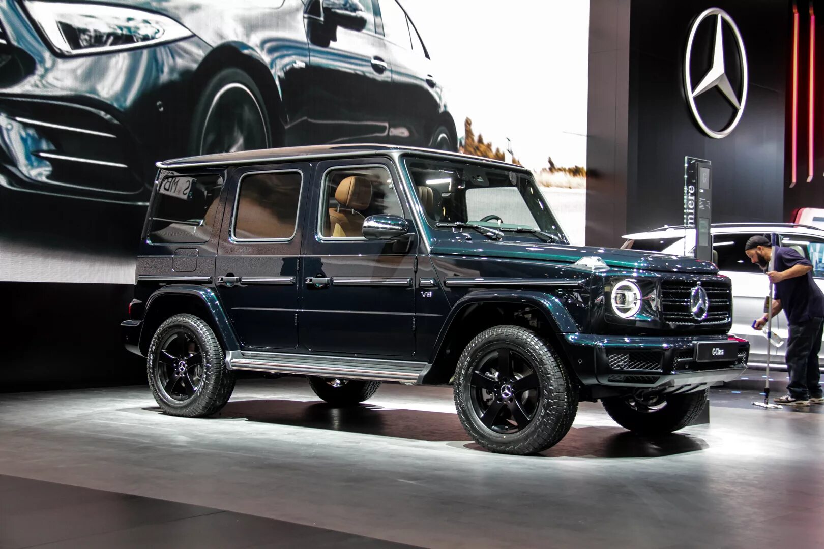 Новый g class. Мерседес-Бенц Гелендваген 2018. Mercedes-Benz g-class g500 2020. Mercedes-Benz g-class 2018. Мерседес Гелендваген 2018 Брабус.