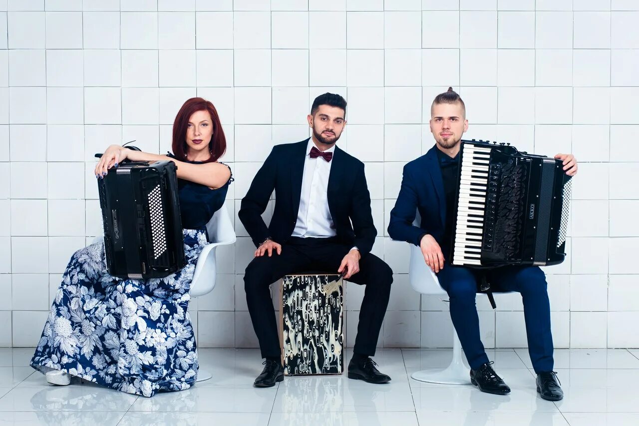 Кавер группа простые вещи. Простые вещи группа красноярск. The times band кавер группа. 5 сторон кавер группа. Музыкант на мероприятие.