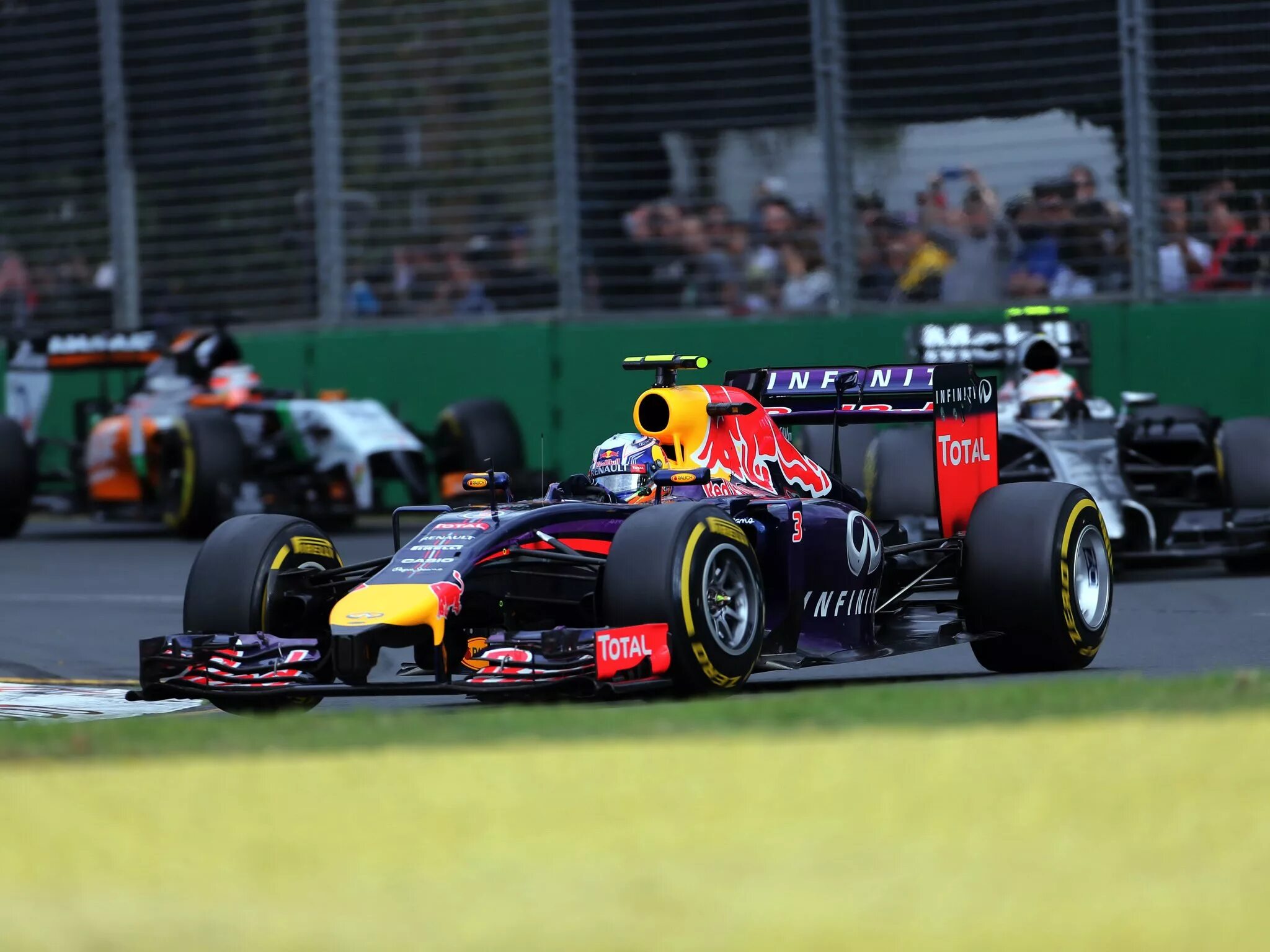 Red bull f1 rb10. Red bull Racing rb10. F1 2014 Red bull. Rb10 f1.