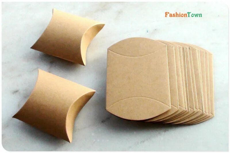 Блок-кубик бокс для бумаги 9х9х9 прозрачный. Бумага лапша для упаковки. Коробочка для браслета картонная. Коробка из крафтовой бумаги. Бумага в коробку как называется.