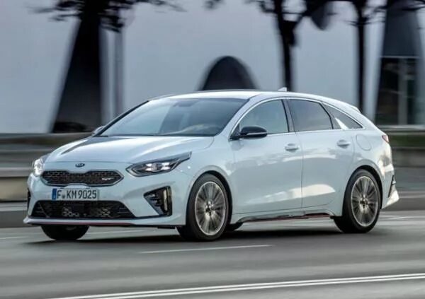 Новый Киа Просид 2021 года в комплектации GT Line по цене 1 869 900 руб.. (автом