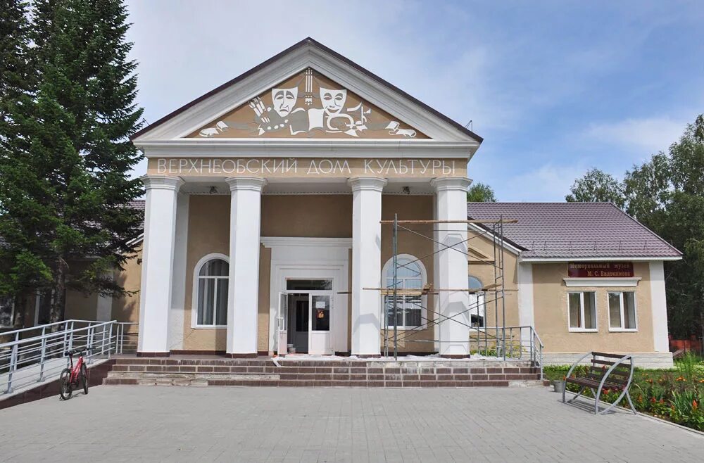 Погода в верх обском на 10