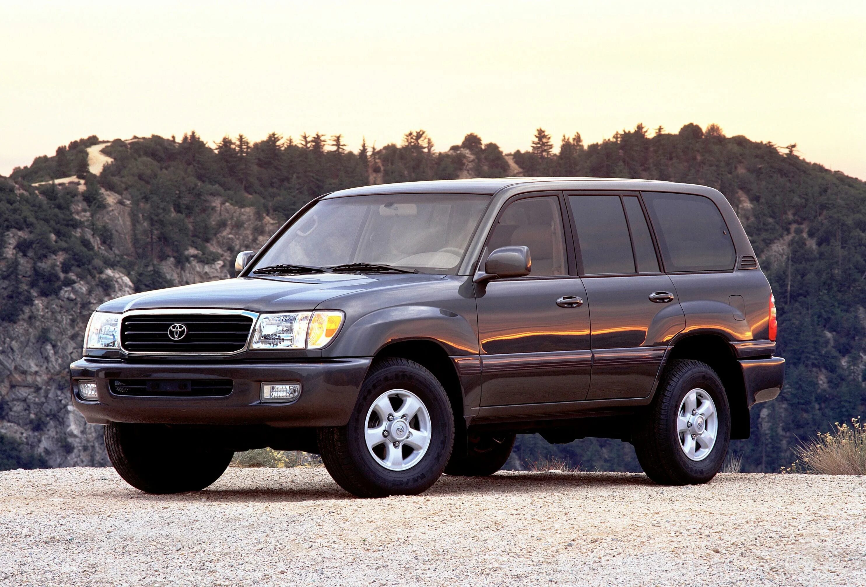 Тойота ленд крузер 100 100. На 100 land cruiser. Land cruiser 100. Toyota land cruiser 100 2007. Toyota land cruiser 100 1997.