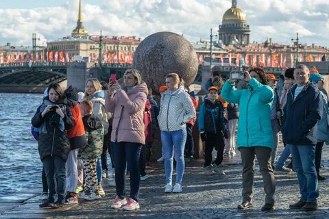 Иностранцы в санкт петербург