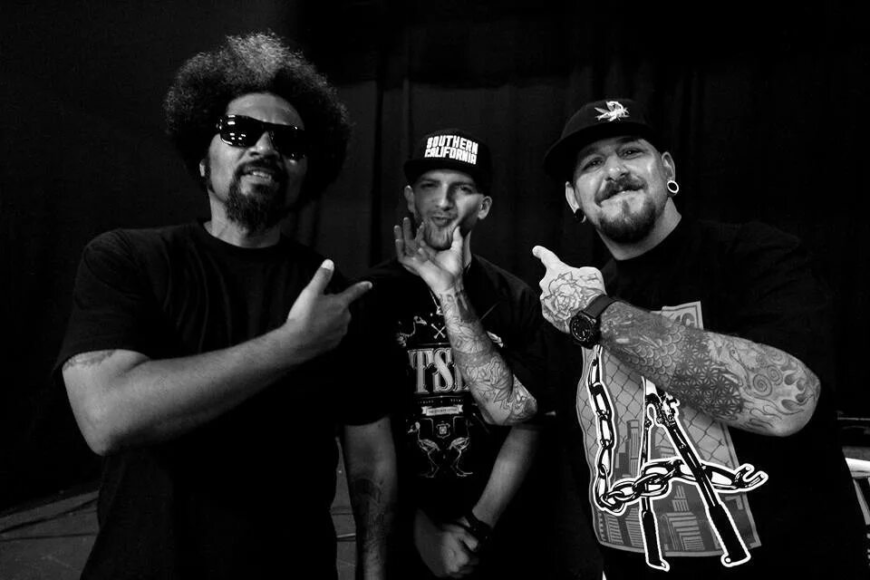 Delinquent habits. The habits группа. Return of the tres delinquent habits в игре. Return of the tres. группа delinquent habits.