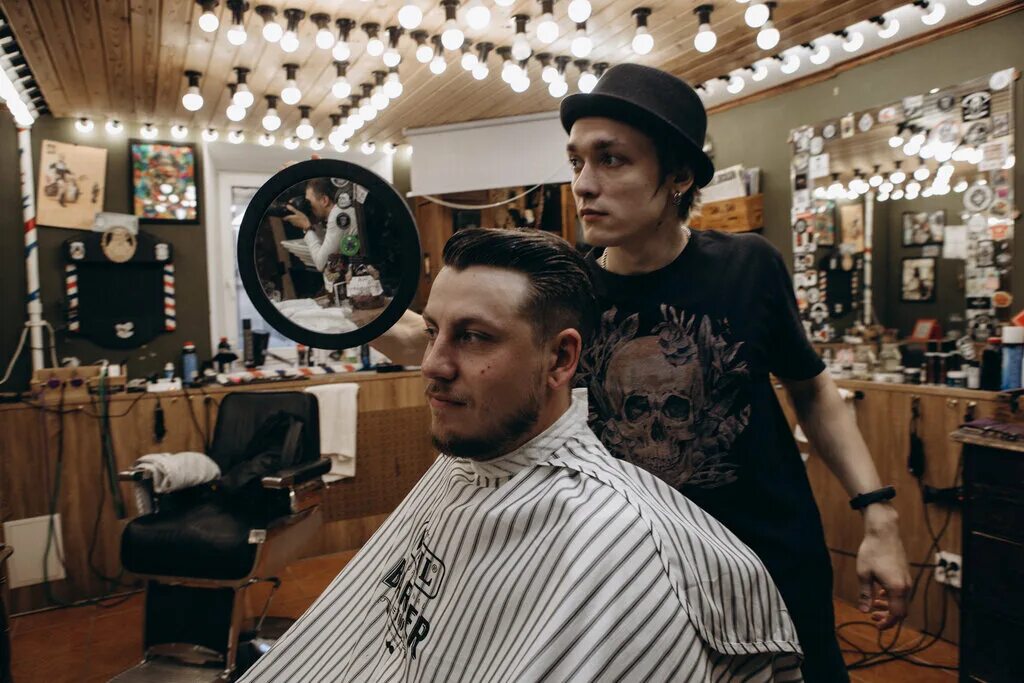 топган барбер стрижки. барбершоп спб рядом. барбершоп спб рядом. Mr барбершоп спб. барбершоп украшения.