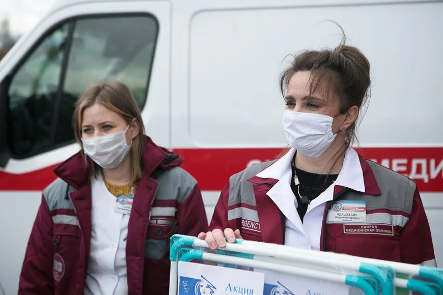 Машина скорой помощи в белоруссии. Организация медицинской помощи рб. Организация медицинской помощи рб. Служебные автомобили поликлиники. Скорая помощь беларусь форма.