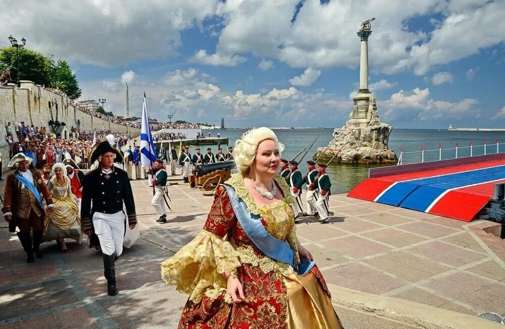 Город севастополь изначально развивался как при екатерине. Катерины великой севастополь. путешествие екатерины 2 в крым.