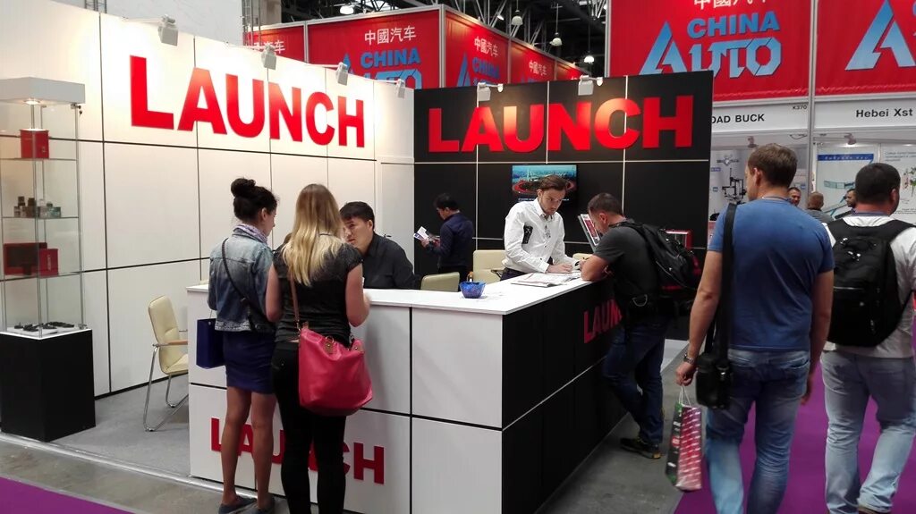 Phillips light automechanika frankfurt 2022. ракета зенит морской старт. морской старт «одиссей». автокомпоненты фотографии с выставки. стенд phillips light automechanika frankfurt 2022.