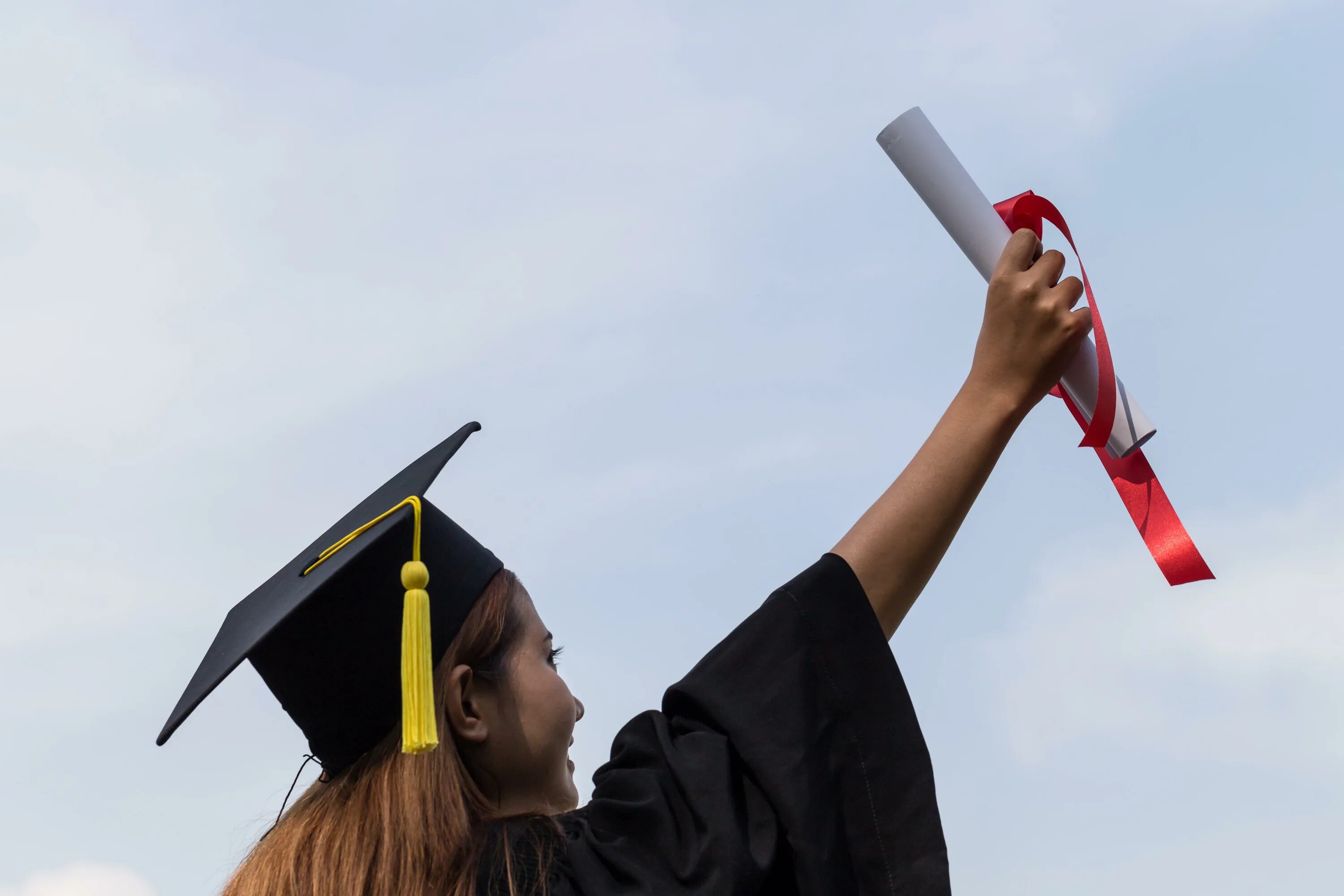 Магистр дела. Выпускник вуза. Master degree. Студент Магистр. Graduate degree.