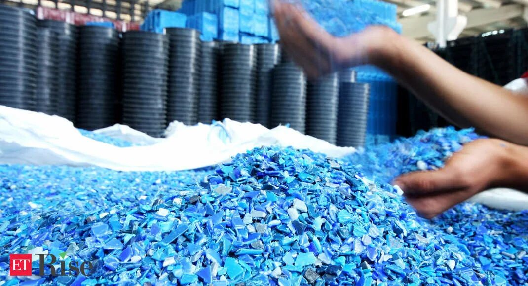 Производство пластиковых изделий. Завод пластиковых изделий. Plastic industry. Пластмассы в промышленности. Пластмассы в промышленности.