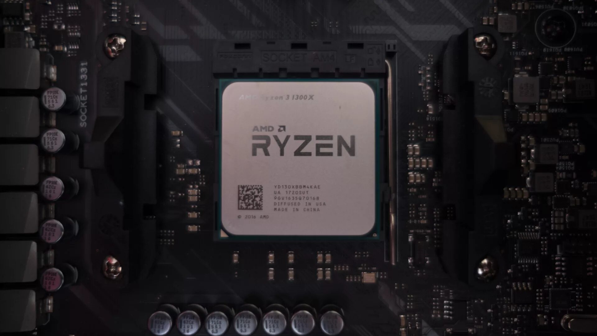 D3 процессор. AMD Ryzen 3 Quad Core 1300x. AMD Ryzen 3 Pro 1300 Quad-Core Processor 3.50 GHZ. AMD Ryzen 3 Pro 1200 Quad-Core Processor 3.10 GHZ. Ryzen 7000 сокет.