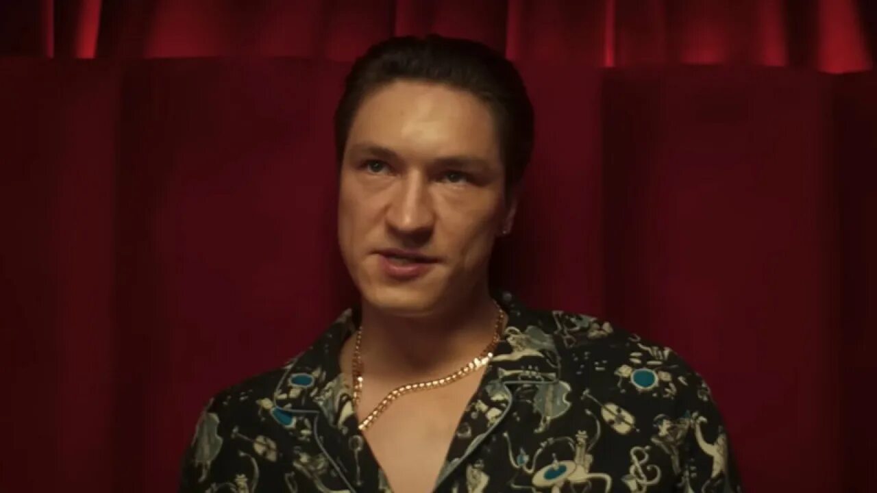 Дело по вызову. Жизнь по вызову сериал актеры. фильм жизнь по вызову. шоу вызов. рудова в сериале жизнь по вызову.