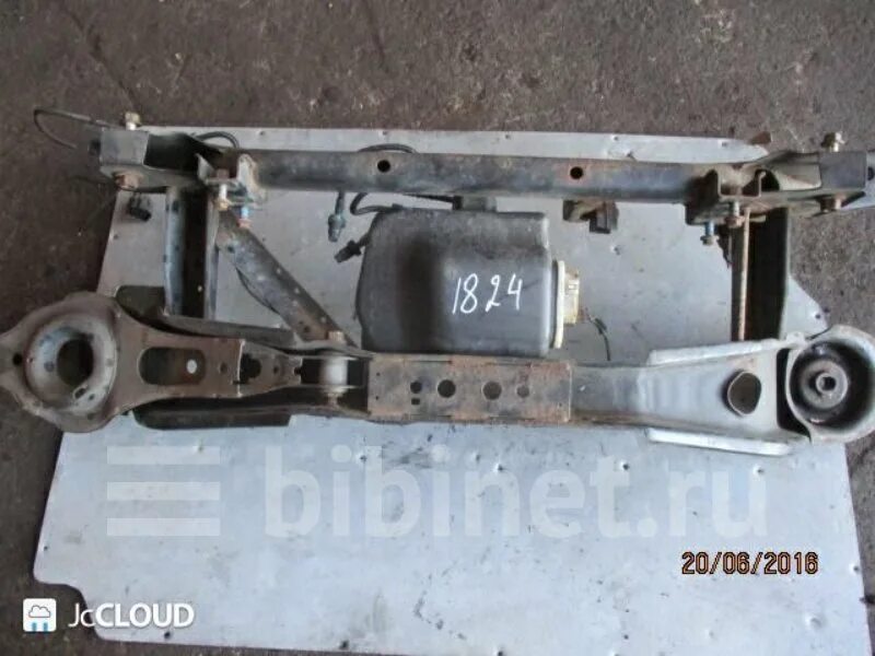 Балка фокус 2. Задний подрамник форд фокус 1 американец. Задняя балка ford focus 2. Задний подрамник форд фокус 2. Форд фокус 2 задний подрамник с рычагами.