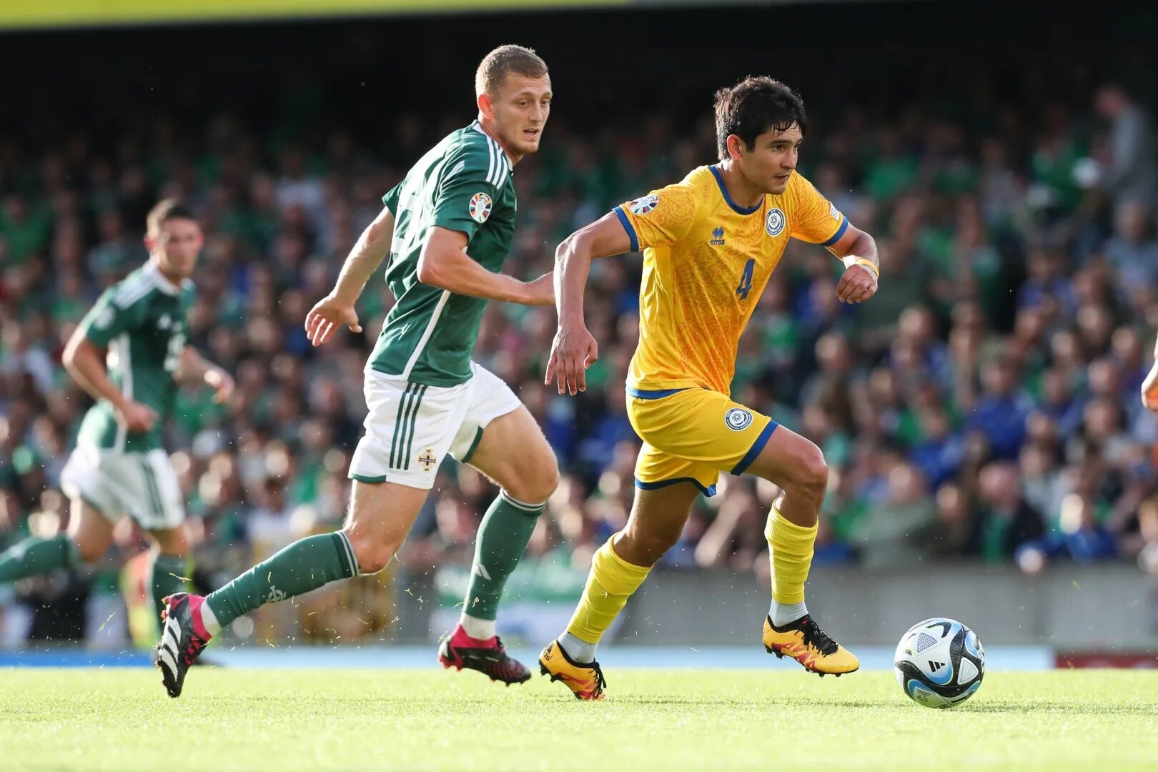 ирландия. 10 футболистов. северная ирландия. ирландия команда по футболу. игроки футбола.