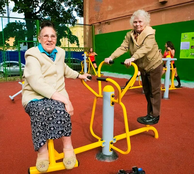 Уличные тренажеры. Тренажеры для пожилых людей. Уличные тренажеры для пенсионеров. Спортплощадка для инвалидов.