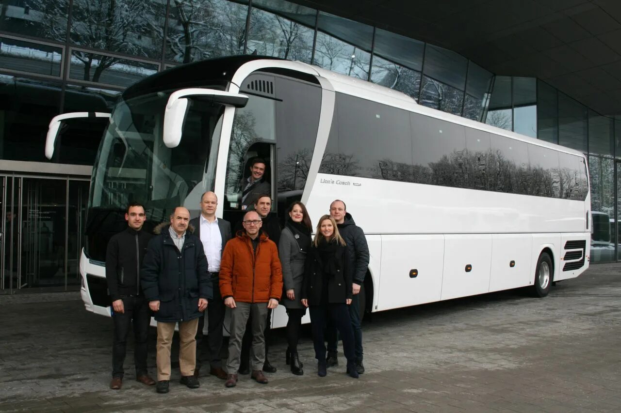 Дискавери автобусные туры. Ман Лайонс коуч автобус. Ман Lion's coach 2021. Man Lion's coach 2019. Новый ман Лион коуч.