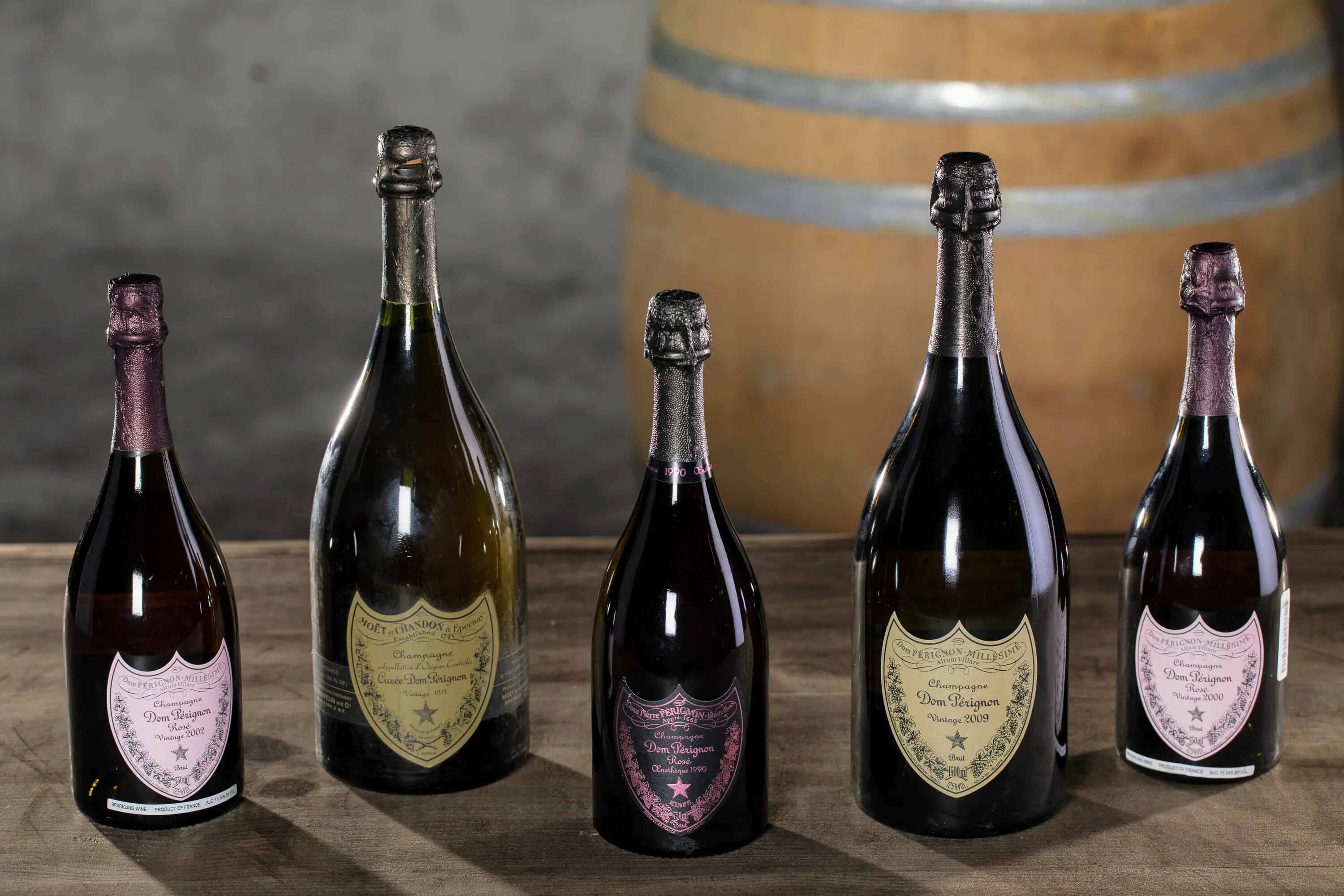 Дом периньон обложка. Dom perignon 1992 этикетка. Дом периньон 2013. Dom perignon брют. Дом периньон напиток.