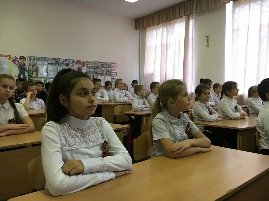 Сош 15 краснодарский край. Школа 15 краснодар южный. Сош 15 краснодарский край. Поселок южный краснодар школа. Мбоу сош №15.