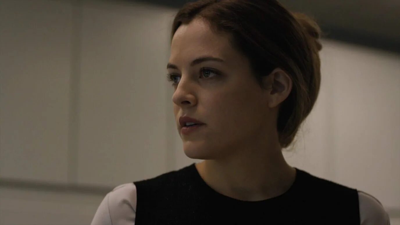 Девушка по вызову 2023. Джулия голден теллес. The girlfriend experience анна фриел. Райли кио 2016. Девушка по вызову 2023.