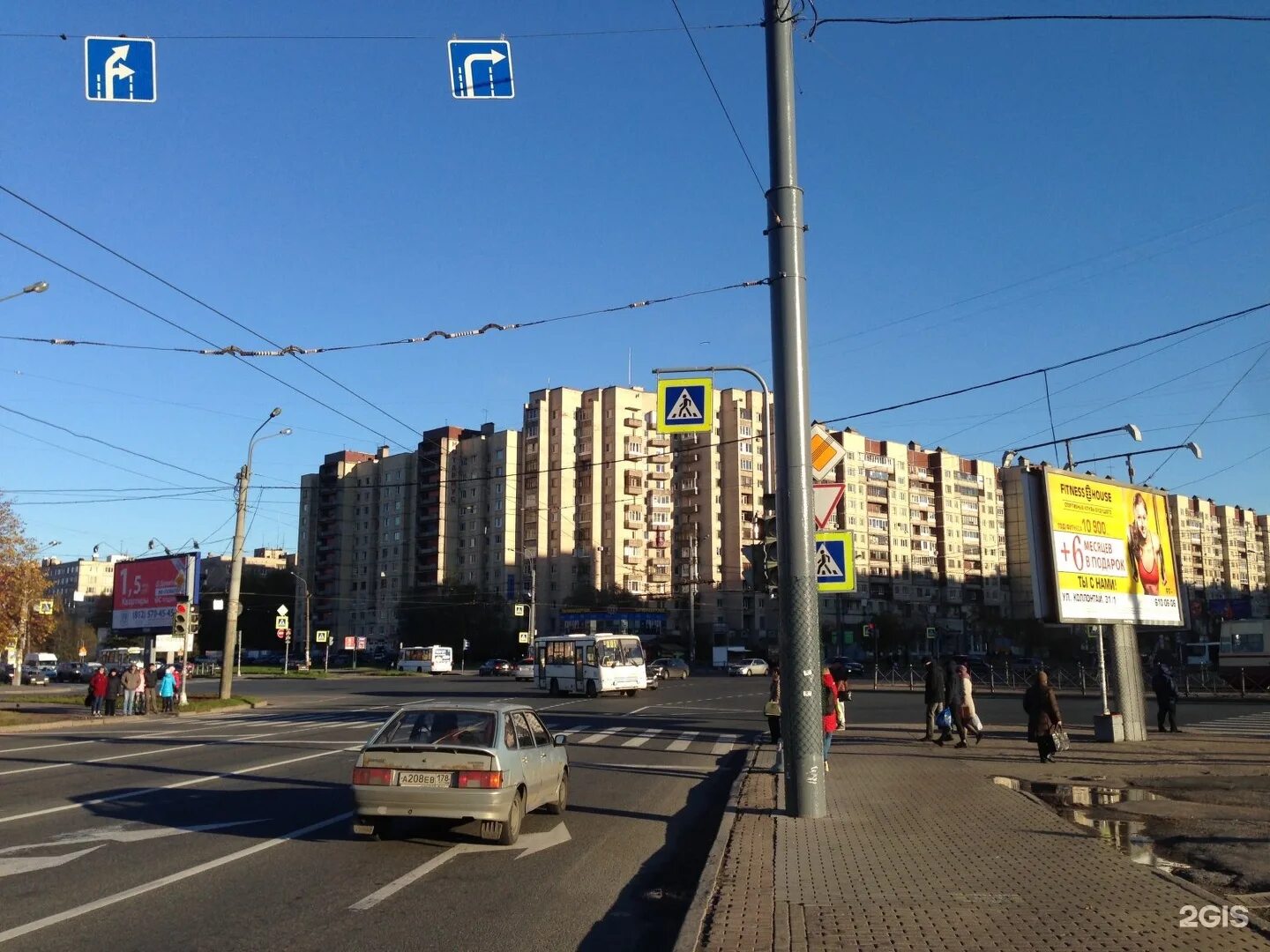 Проспект большевиков район спб. Ул большевиков санкт петербург. Проспект большевиков санкт-петербург. Ул большевиков санкт петербург. Проспект большевиков.