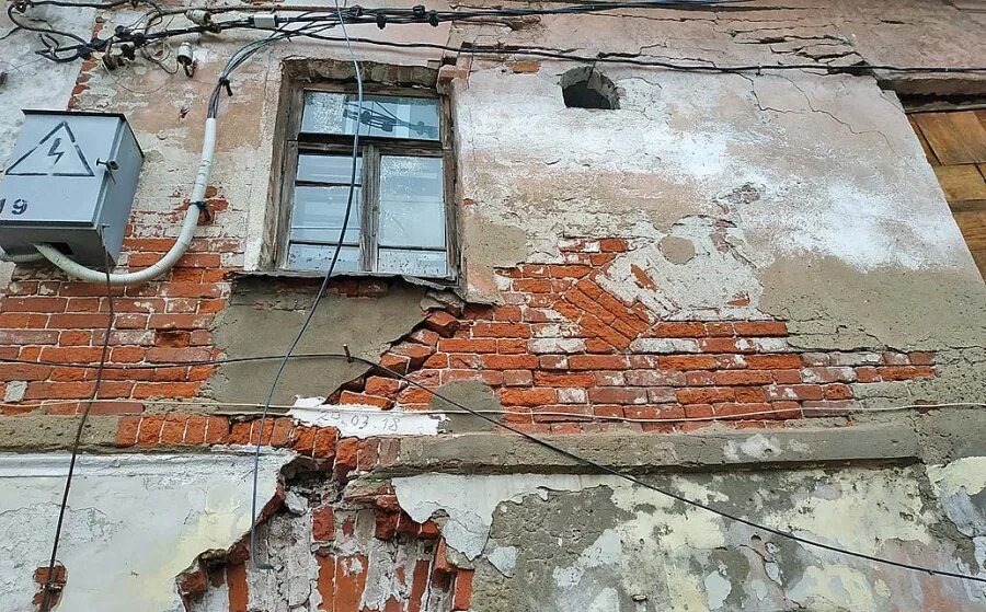 Как узнать когда расселят аварийный дом. Расселение из аварийного жилья. ветхое жилье рыбинск. стерлитамак переселение из аварийного жилья а 2025-2025. аварийные дома новгородская область.