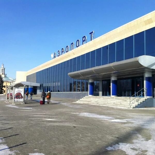 Аэропорт баландино международный терминал. Сайт аэропорта баландино. Челябинский аэропорт баландино. Первый аэропорт челябинск. Сайт аэропорта баландино.