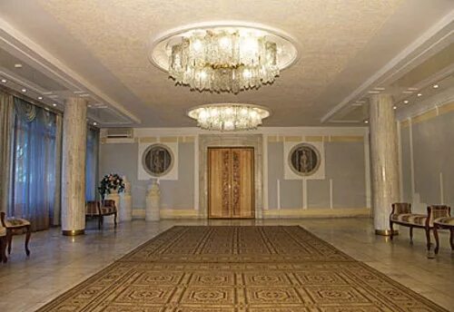 Дворец бракосочетания загс перово. Достоевского 9 загс режим работы. Дмитровский отдел загс. Перовский загс загс. Ул достоевского 9 загс.