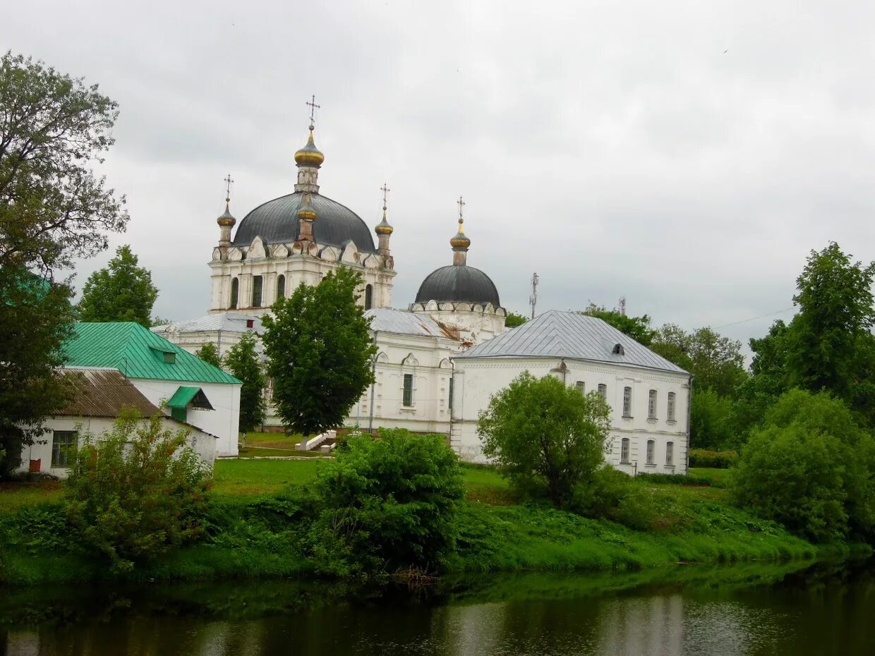 Сайт г гагарин. Г Гагарин Смоленская область. Город Гжатск Гагарин. Достопримечательности Гагарина Смоленской. Город Гагарин Смоленская область достопримечательности.