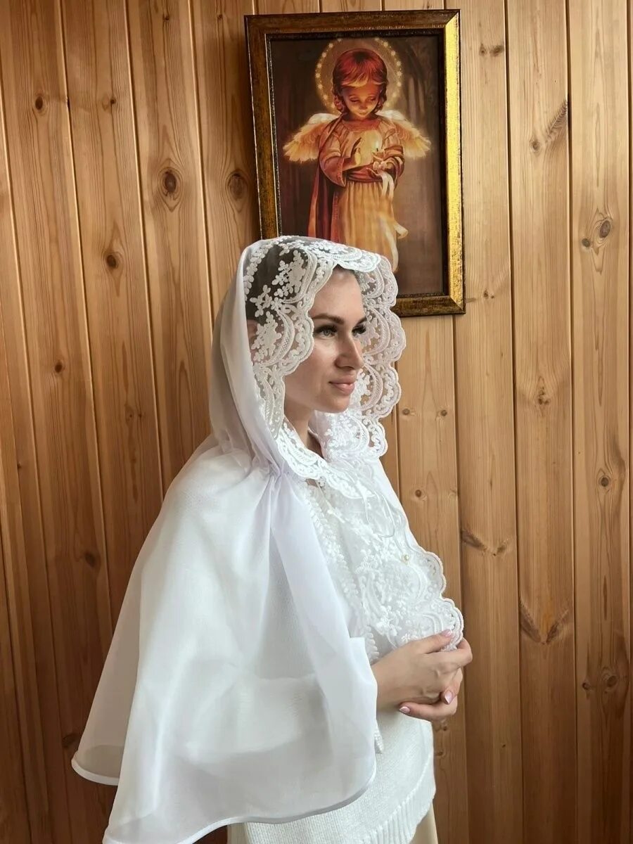 Платок на крестины. Платок на крещение для мамы. Платок на крестины. Кружевной платок для храма. Платок для крещения.